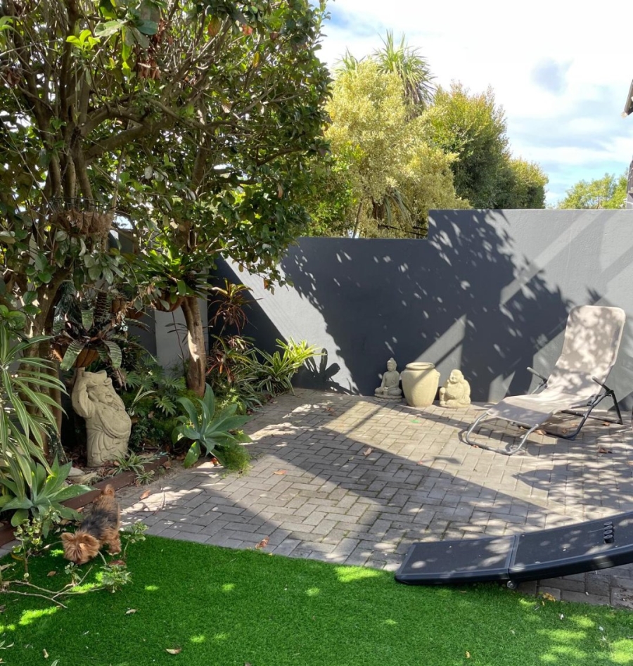 2 Bedroom Property for Sale in Sherwood Eastern Cape